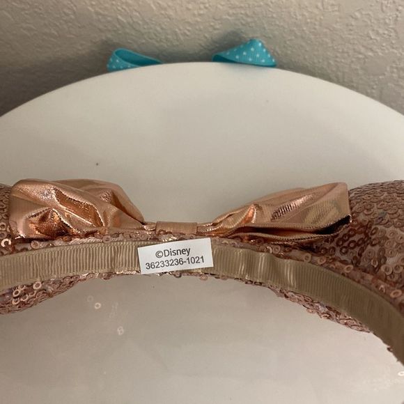 🌹DISNEY ROSE GOLD EARS 🌹 - Picture 7 of 7